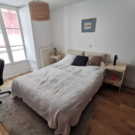 Holiday home Renove Hyper Centre St-jean-de-luz, 4 Pieces, 6 Couchages, Parking, 50m - Fr-1-792-31