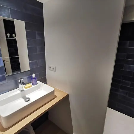 Renove Hyper Centre St-jean-de-luz, 4 Pieces, 6 Couchages, Parking, 50m - Fr-1-792-31 *