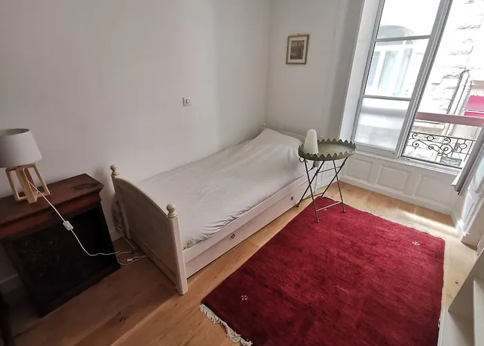 Renove Hyper Centre St-jean-de-luz, 4 Pieces, 6 Couchages, Parking, 50m - Fr-1-792-31